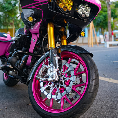 Y-Spoke forged front wheel fitted beneath a custom front fender on a Harley-Davidson Touring performance bagger.