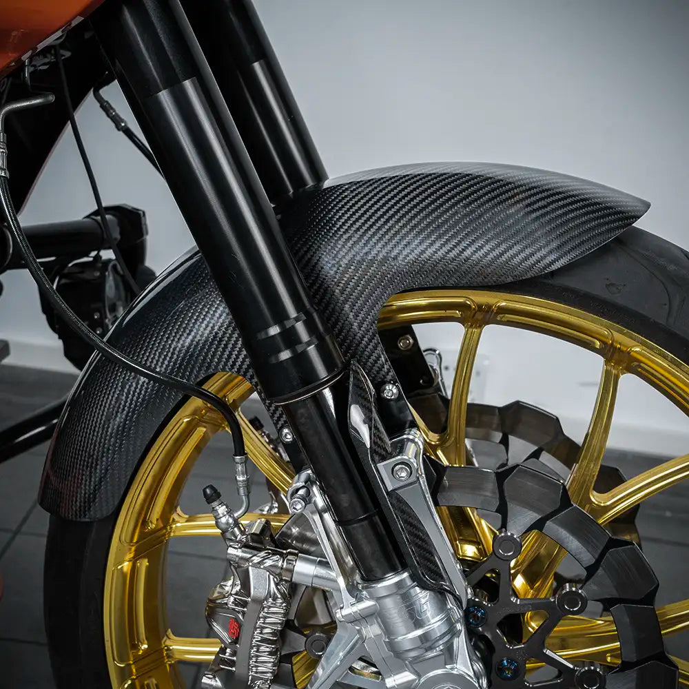 Carbon fiber short front fender for 19-inch and 21-inch wheels, glossy finish